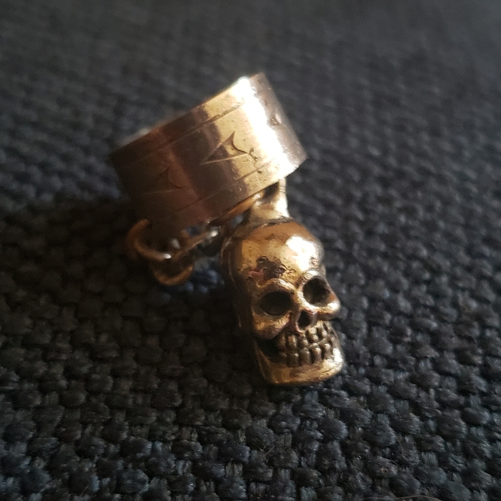 Skull Ear Cuff